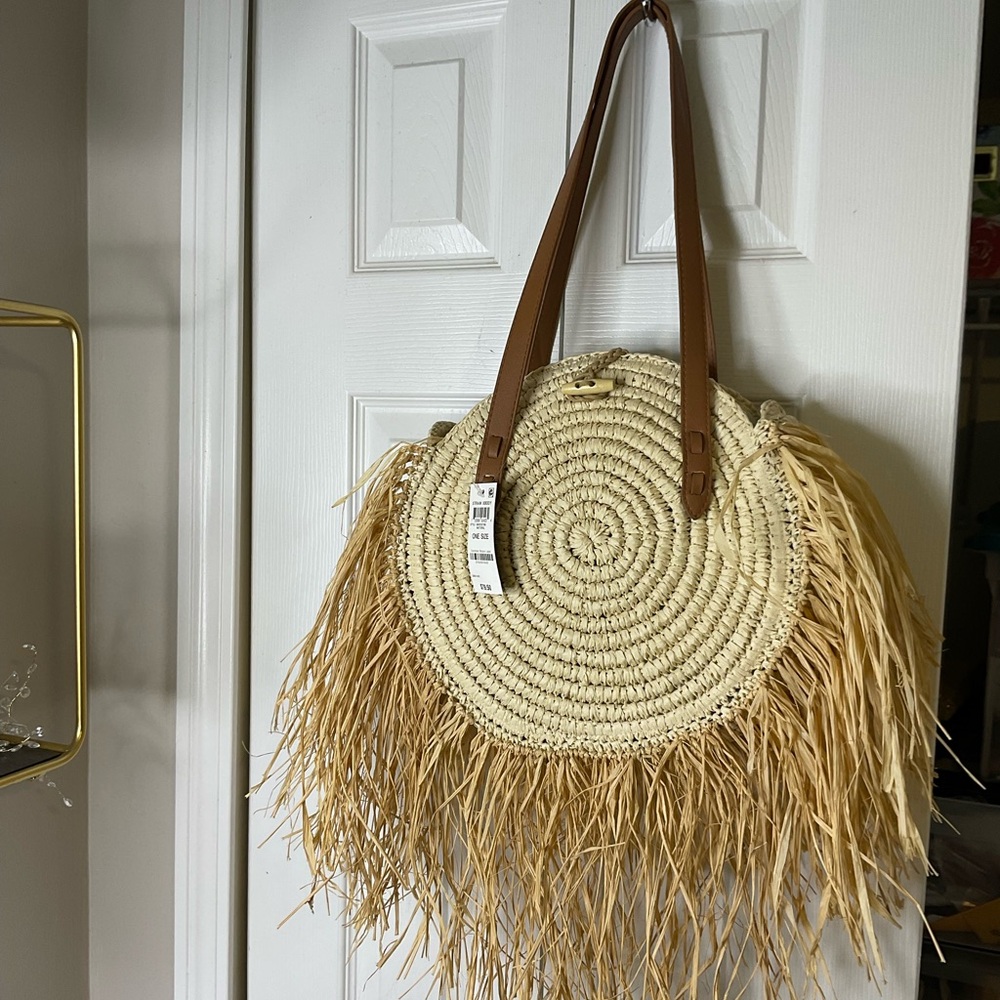 NWT I.N.C International Concepts, Straw Xbody